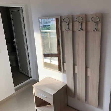 Vip Harmani Sabrina Apartment *